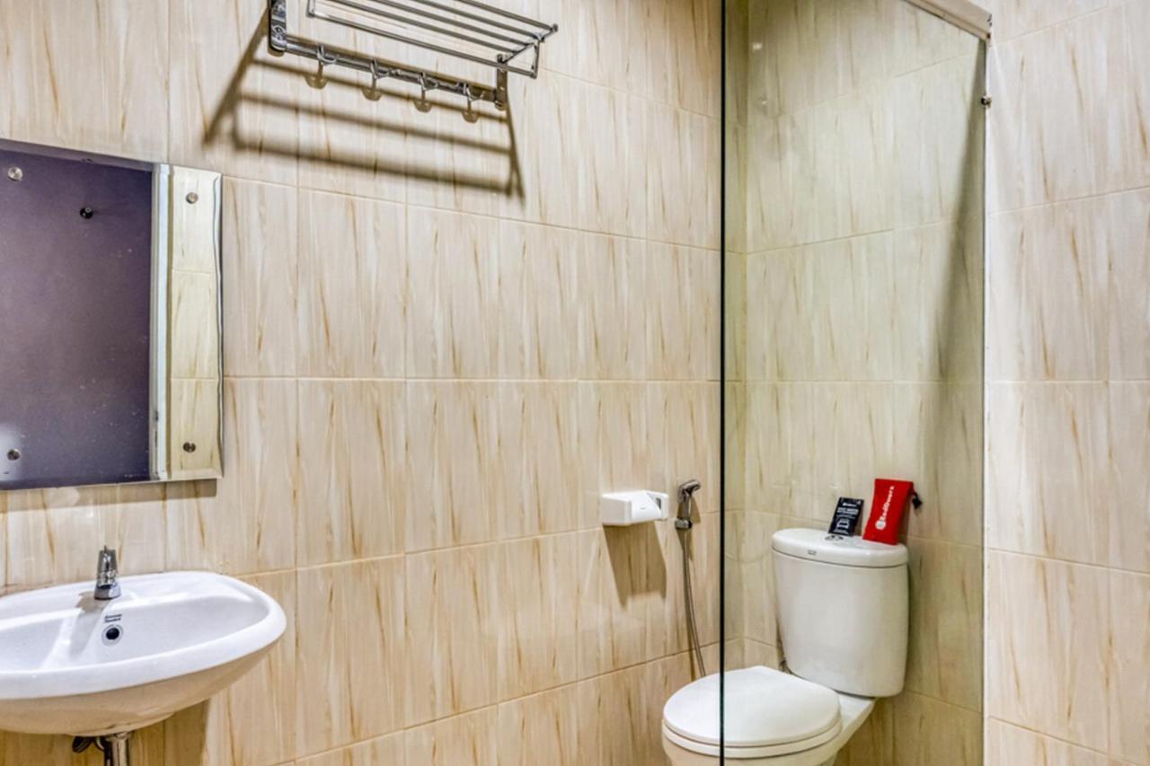Reddoorz Near Sindu Kusuma Edupark 2 Hotel Cebongan Exterior photo